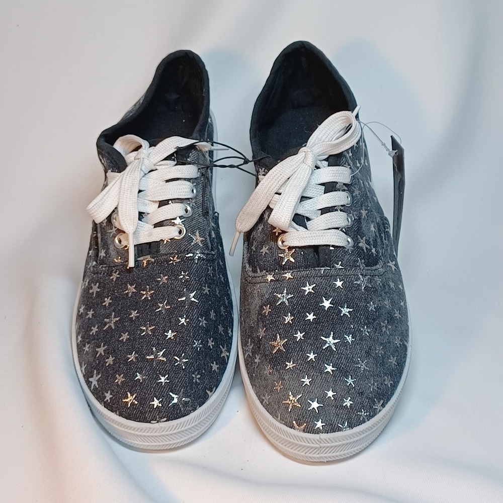 385 Fifth Women's Sneakers Navy Denim Metallic Silver Star Pattern NWT Size 11